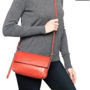 Frye Reed Flap Crossbody Bag Burnt Orange Pebbled Leather NWT $228